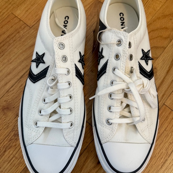 Converse Star Player 76 White Black  A01608C Shoes Size Mens 10 or Womens 11.5 - Picture 2 of 9